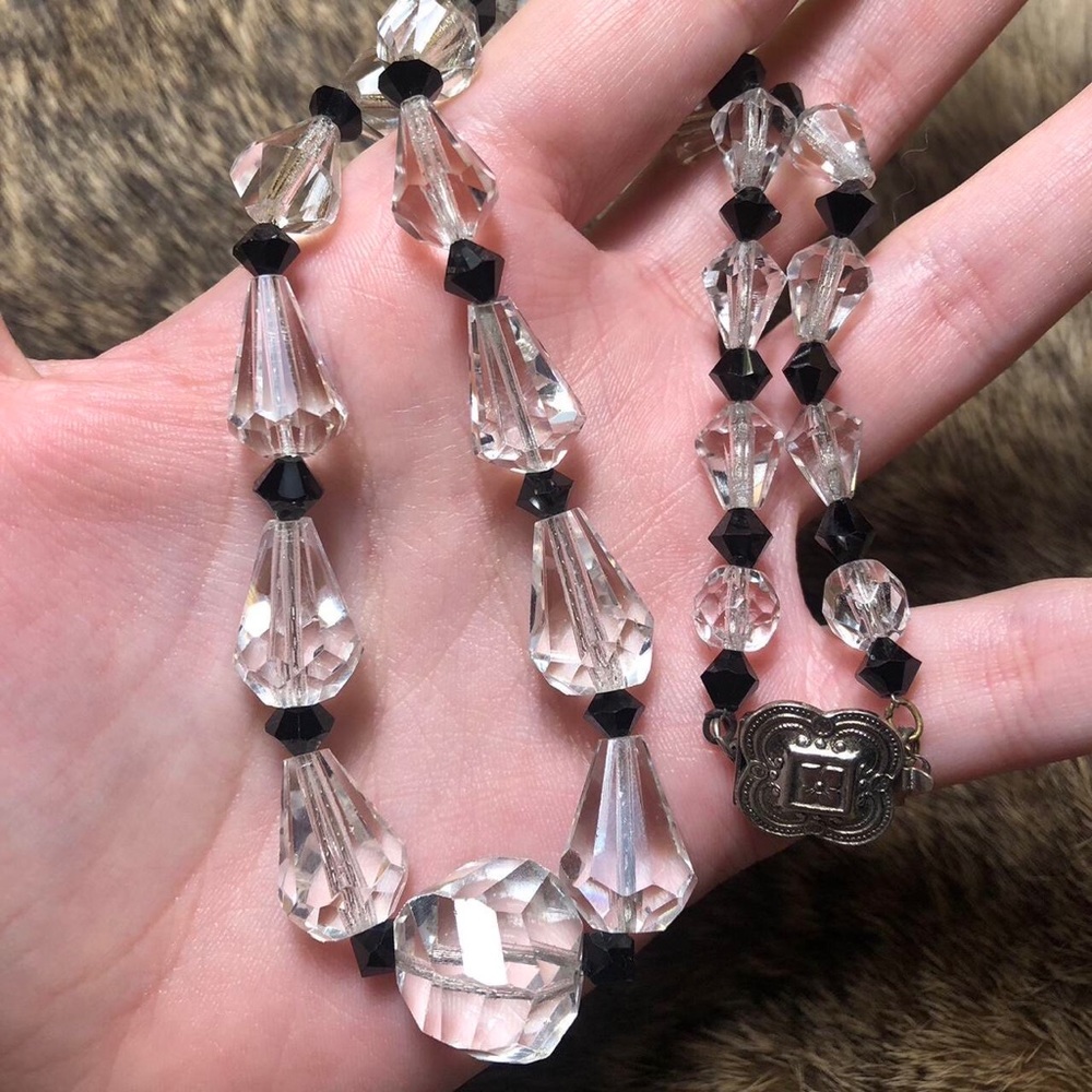 Vintage/antique Victorian black and clear gradient glass bead necklace